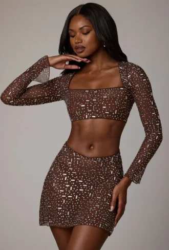 Guilia doorschijnende crop top met versieringen en lange mouwen in Deep Cocoa