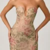 Harlie versierde minijurk met sweetheart-hals in Rose Hotfix