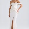 Hemera off-shoulder jurk met ruches in ivoor