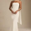 Imogene strapless jurk met sjaaldetail in ivoor