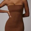 Intimates Soft Sheer-Mesh Bandeau Mini Slip Jurk in Mocha