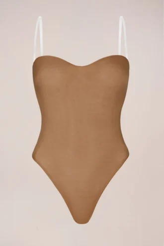 Intimates strapless body in amandel