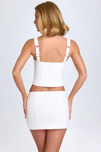 Issa Curved Low-Rise Mini Rokk in wit