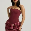 Juliet strapless minijurk met ruches en gelaagde korset in kastanjebruine bloemenprint