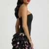 Juliet strapless minijurk met ruches en gelaagde korset in zwart met bloemenprint