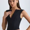 Kadie gestructureerde crop top met V-hals in zwart