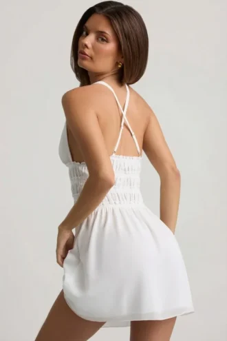 Kaelis Plunge minijurk met gekruiste rug in wit