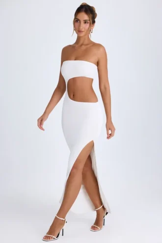 Kaikoa Cut-Out Bandeau Maxijurk in wit
