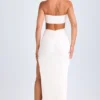 Kalyani maxi-jurk met uitsnijdingen en ruches in wit