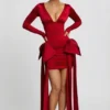 Karelyn minijurk met strikdetail en ruches in True Red