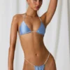 Keshi driehoekige bikinitop met parelversiering in hemelsblauw