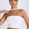Khai bandeau-top met chokerdetail in wit