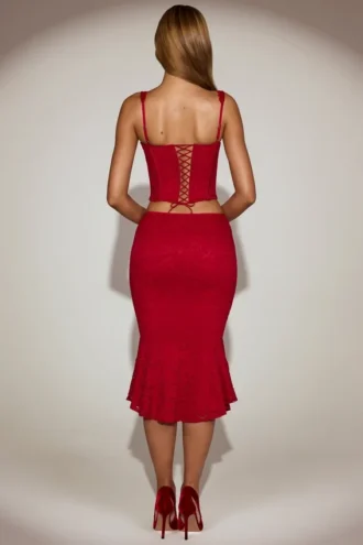 Koraalkleurige kanten midi-rok met geribbelde zoom en middelhoge taille in True Red