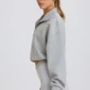 Korte sweater met kwartritssluiting in grijs gemêleerd