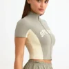 Korte top met ritssluiting en kleurblokken van katoenen jersey in Mineral