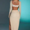 La Desirade versierde crop top met col in zandkleur