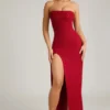 La Rochette versierde strapless maxi-jurk met cowl-hals in True Red