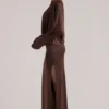 Lani gedrapeerde maxi-jurk met lange mouwen in chocoladebruin