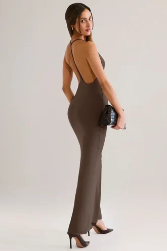 Leire Modal Plunge rugloze maxi-jurk in chocoladebruin