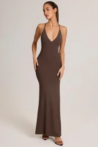 Leire Modal Plunge rugloze maxi-jurk in chocoladebruin