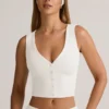 Lene modaal geribbeld vestje met knopen in wit