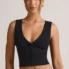 Lene Modal geribbeld vestje met knoopsluiting in zwart