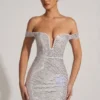 Leonora versierde off-shoulder minijurk in wit