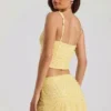 Lirael versierde crop top met vierkante hals in geel