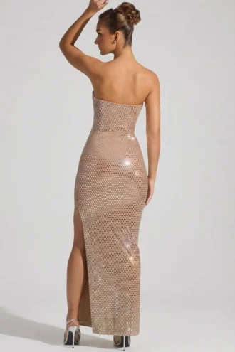 Lucile versierde strapless plunge-jurk in amandel