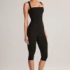Luma Modal bodycon capri-Jumpsuit met vierkante hals in zwart
