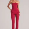 Lumi getailleerde broek met middelhoge taille  in kersenrood