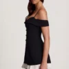 Maelie off-shoulder minijurk met ruches in A-lijn in zwart