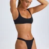 Malibu bikinitop met ronde hals in zwart