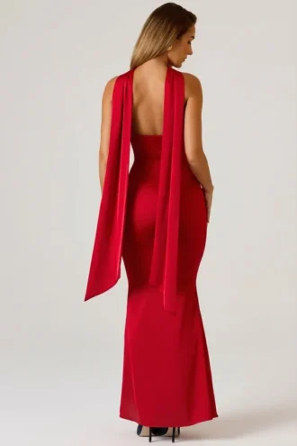 Mandi strapless jurk met sjaaldetail in scharlakenrood