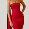 Mandi strapless jurk met sjaaldetail in scharlakenrood