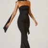 Mandi strapless jurk met sjaaldetail in zwart