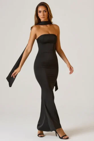 Mandi strapless jurk met sjaaldetail in zwart