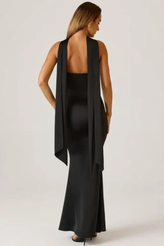 Mandi strapless jurk met sjaaldetail in zwart