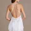 Mariette chiffon minijurk met diep decolleté en open rug in wit