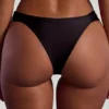 Maui Cheeky bikinibroekje met brede bandjes en kralenversiering in zwart