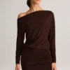Mira Modal off-shoulder wikkelminijurk in chocoladebruin