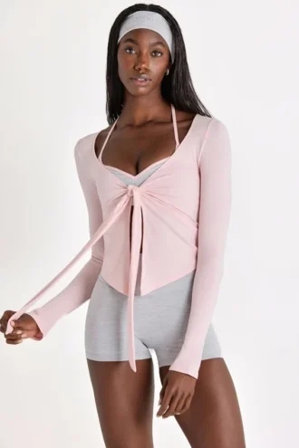 Modal top met strik aan de voorkant in Blush