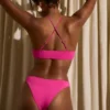 Icaria Hardware-Detail: bikinibroekjes in fuchsia