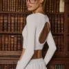 Naadloze, zachte geribde crop top met uitsnijding in wit