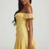 Nahida off-shoulder kanten A-lijn minijurk in pastelgeel