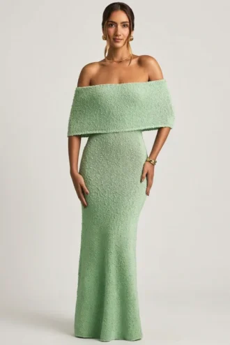 Naia Bouclé off-shoulder maxi-jurk in mint