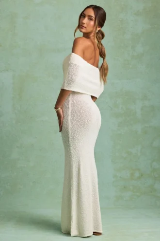 Naia Bouclé off-shoulder maxi-jurk in wit