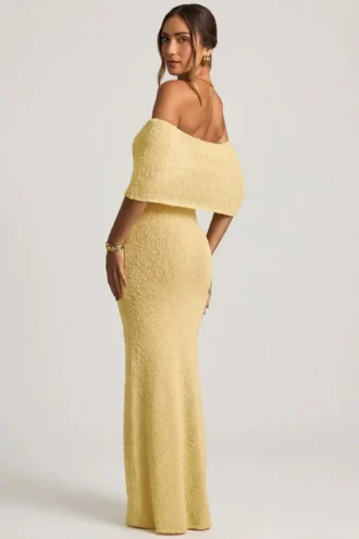 Naia Bouclé off-shoulder maxijurk in geel