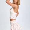 Nellary gerimpelde micro-minirok met ruches en lage taille in kleine rozenprint
