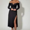 Nerissa off-shoulder A-lijn midi-jurk met vetersluiting in zwart